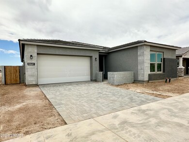 003 Exterior