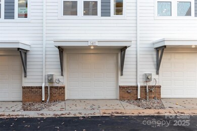 1411 Collier Walk Aly unit CSW0105, Charlotte, NC 28205 - photo 6