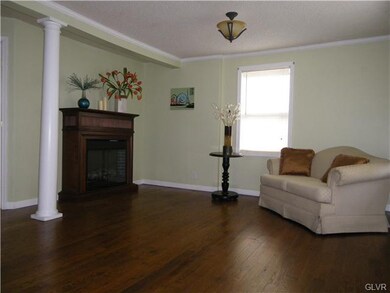 1320 N Wahneta St, Allentown, PA 18109 - photo 2