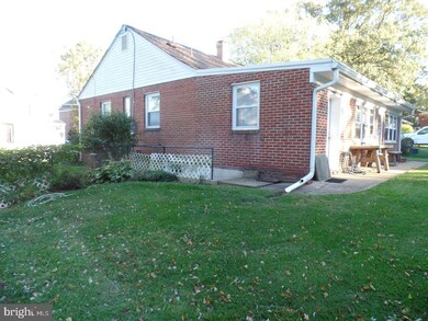 1830 Olmstead Dr, Falls Church, VA 22043 - photo 7