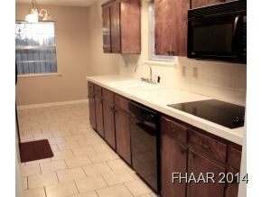 910 Valley Dr, Copperas Cove, TX 76522 - photo 4