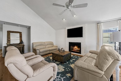 22202 Frio Dr, Galveston, TX 77554 - photo 4