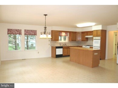 7 Stephanie Ct, Berlin, NJ 08009 - photo 5