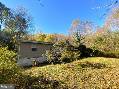 139 Keyser Run Rd, Washington, VA 22747 - photo 4