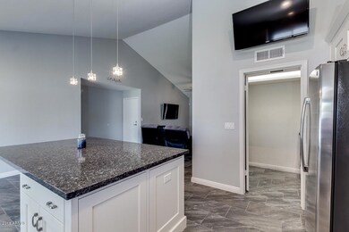 Walk in Pantry