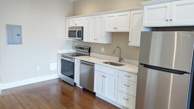 387 Beacon St unit 6, Boston, MA 02116 - photo 4