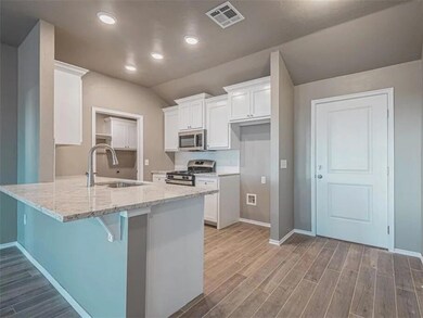 1529 Highland Loop, Guthrie, OK 73044 - photo 6