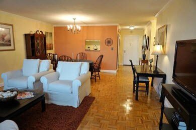 Hawthorne Place Condominium unit 9A, Boston, MA 02114 - photo 2