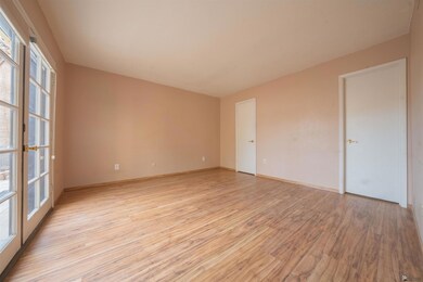 10448 S Del Montes, Yuma, AZ 85367 - photo 7