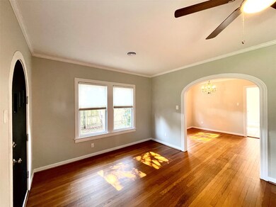 1007 Avenue of Oaks St, Houston, TX 77009 - photo 7