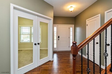 7715 NW 96th St, Johnston, IA 50131 - photo 2