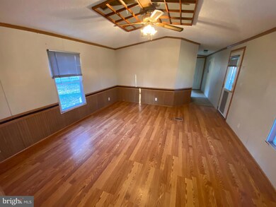 311 Haymaker Rd unit 333, Hedgesville, WV 25427 - photo 4