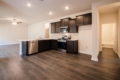 3936 Oak Creek Cir, Denison, TX 75020 - photo 5