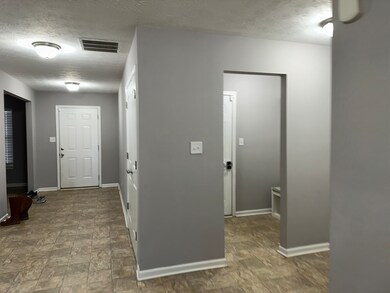 2075 Mach Ln, Franklin, IN 46131 - photo 5