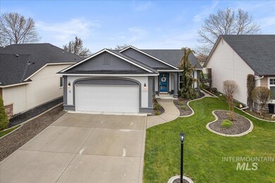 6838 E Greens Dr, Nampa, ID 83687 - photo 2