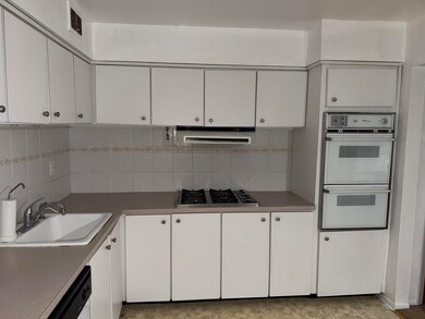 24 Sunset Ave unit 1, Bayonne, NJ 07002 - photo 2