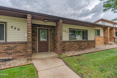 222 14th St NE unit 4, Mandan, ND 58554 - photo 2