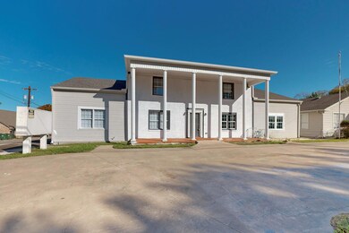 View of front of house with a porch