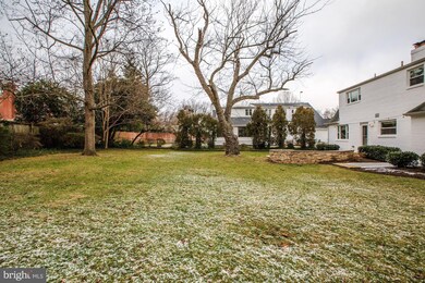 608 W Taylor Run Pkwy, Alexandria, VA 22314 - photo 6