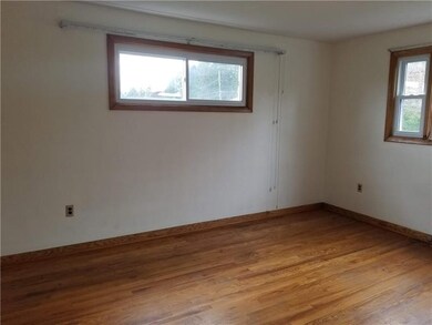 327 Haverford St, Johnstown, PA 15905 - photo 7