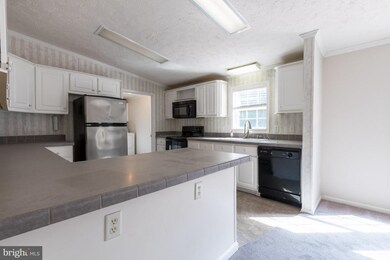 2715 Stratford St, Colonial Beach, VA 22443 - photo 3