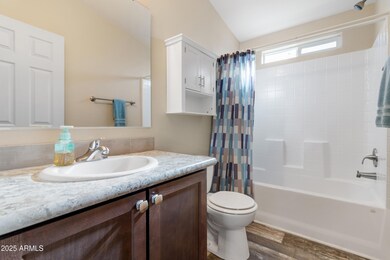 15606 S Gilbert Rd unit 3, Chandler, AZ 85225 - photo 6