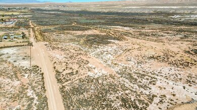 Bird's eye view with view of desert and a mountain