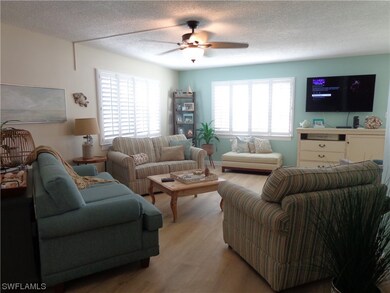 EXCELLENT SIZE, ROOM ENOUGH TO ENTERTAIN FAMILY AN