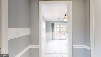 9759 Hagel Cir, Lorton, VA 22079 - photo 7