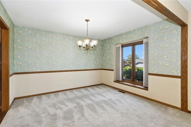 3801 1st Ave SW, Cedar Rapids, IA 52405 - photo 5