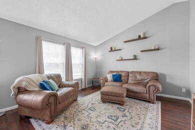 7795 Stanburn Rd, Columbus, OH 43235 - photo 5