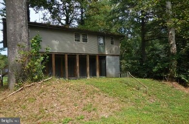 886 Drager Rd, Columbia, PA 17512 - photo 2