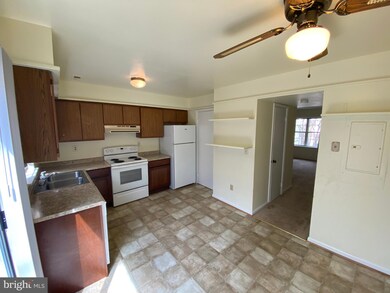 5226 Kings Wood Ln, King George, VA 22485 - photo 7