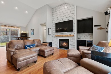 276 Pheasant Hill Cir, Cotuit, MA 02635 - photo 4