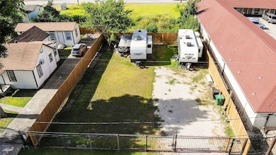 3802 Turner Dr, Houston, TX 77093 - photo 3