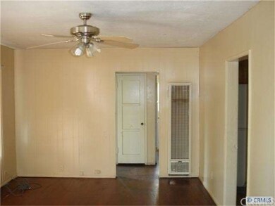 1259 E 127th St, Los Angeles, CA 90059 - photo 4