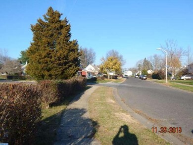 35 Marchmont Ln, Willingboro, NJ 08046 - photo 2