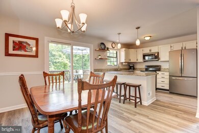 9112 Tymat Ct, Laurel, MD 20723 - photo 6