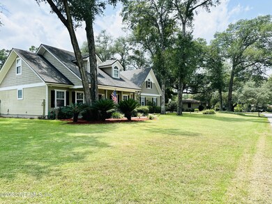 8520 Synhoff Dr, Jacksonville, FL 32216 - photo 3