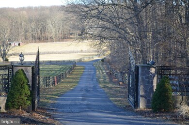 4645 Arthur Shipley Rd, Sykesville, MD 21784 - photo 2