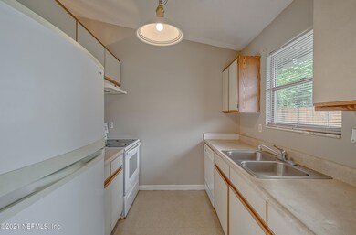 5128 Indian Lakes Ct, Jacksonville, FL 32210 - photo 7