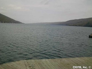 Waterfront/Dock/Pier