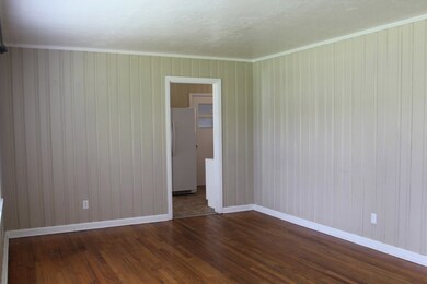 1213 8th Ave, Albany, GA 31707 - photo 4