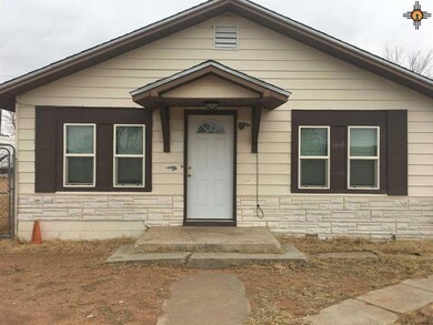 212 W Scharbauer St, Hobbs, NM 88240 - photo 2