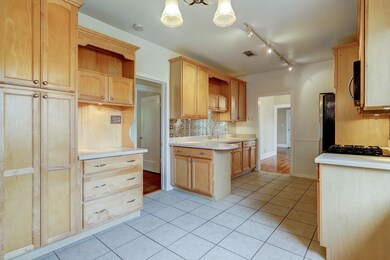 635 W Temple St, Houston, TX 77009 - photo 7