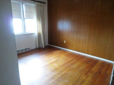 6 Crestwood Ave, Troy, NY 12180 - photo 5