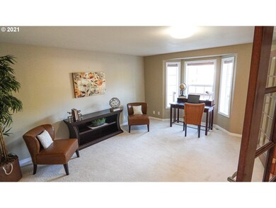 2890 Chuckanut St, Eugene, OR 97408 - photo 4