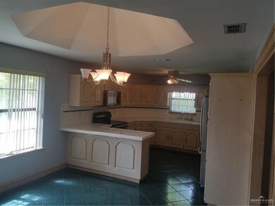 1602 Nora Dr, Edinburg, TX 78539 - photo 5