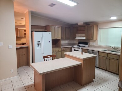 12724 County Road 3740, Splendora, TX 77372 - photo 2