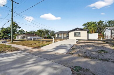 4712 E Serena Dr, Tampa, FL 33617 - photo 7